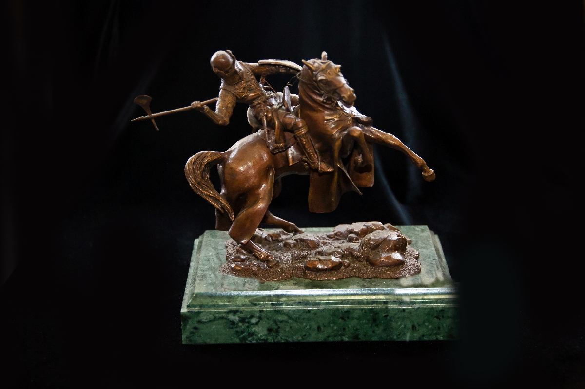 Warrior,Statue,In,Bronze.,Warrior,On,Horse,Figure,Made,From